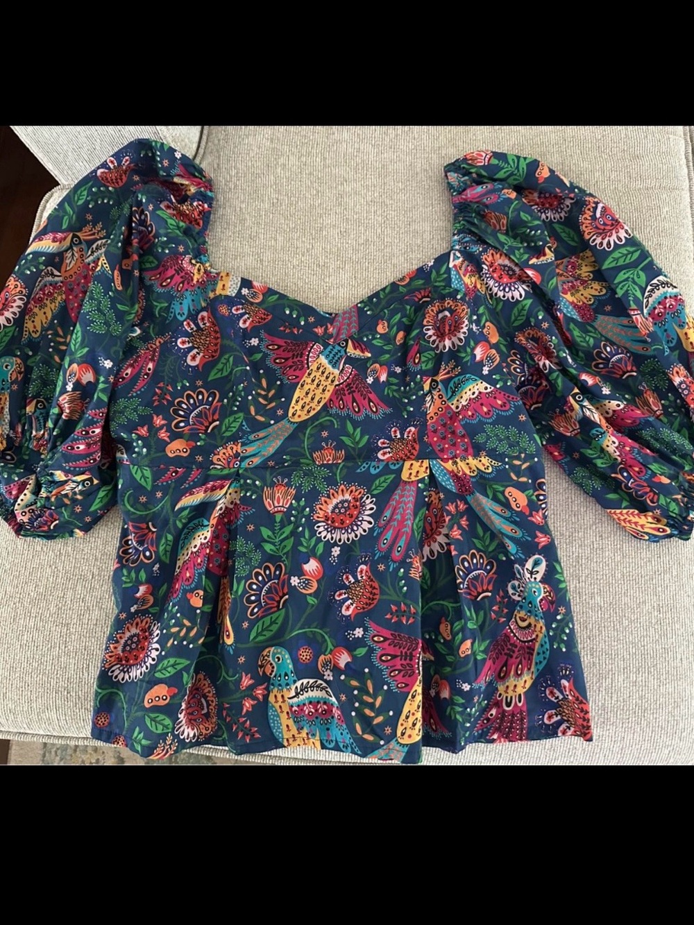 Farm reo Boho Floral Puff-Sleeve Top in Navy